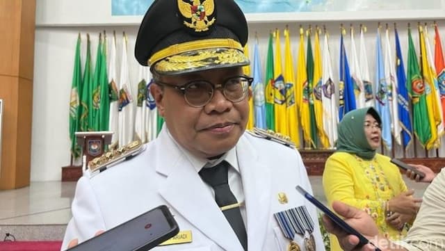 pj_gubernur_ntb_lalu_gita_ariadi_dicopot