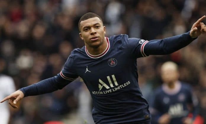 pochettino_berharap_mbappe_bertahan_di_psg