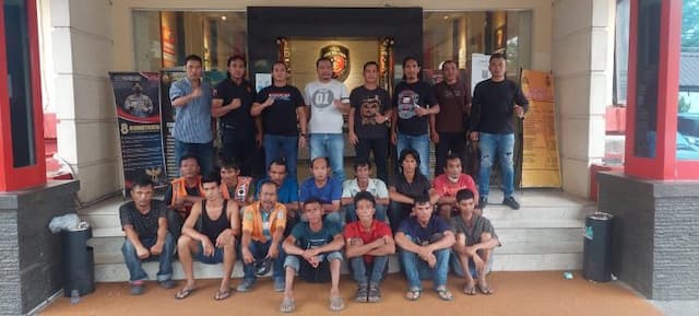 polda_sumut_amankan_belasan_preman_medan