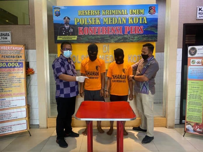 polsek_medan_kota_ringkus_dua_pemilik_sabu