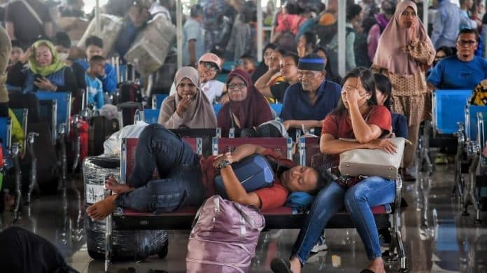 puncak_arus_mudik_di_pelabuhan_bandar_deli