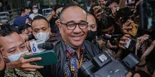 rafael_alun_resmi_pakai_rompi_oranye_kpk
