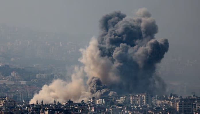 serangan_udara_israel_bombardir_beirut