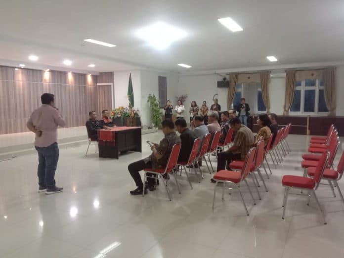 sertijab_sekda_taput_molor_1_jam_lebih