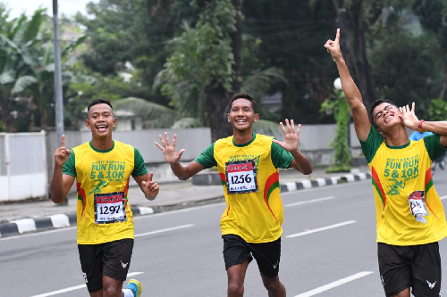 skuat_psms_ikuti_fun_run_10k_hut_ke_77_tni