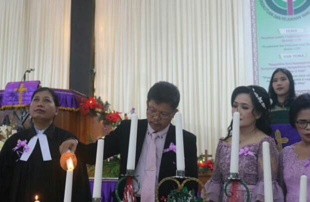 sman_4_siantar_rayakan_natal_penuh_khidmat
