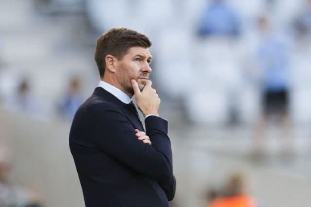 steven_gerrard_dipecat_dari_aston_villa