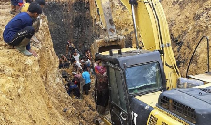 tambang_muara_enim_longsor_11_pekerja_tewas