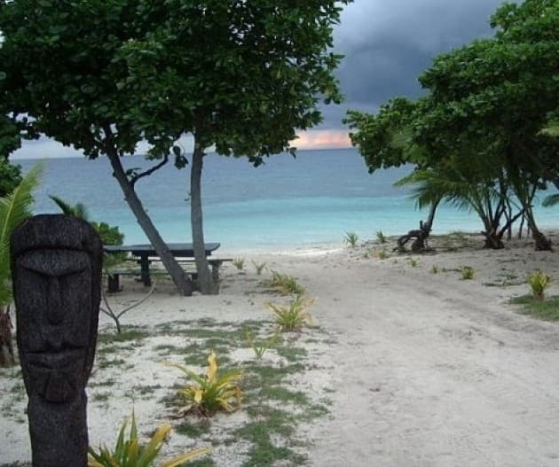 topan_harold_mengamuk_rumah_di_fiji_hancur