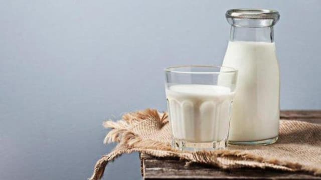 waktu_terbaik_minum_susu_saat_diet