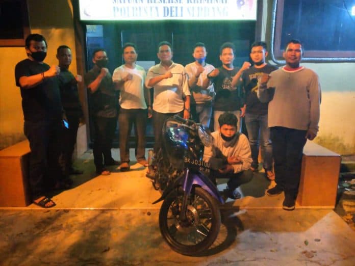 warga_beringin_ini_ketagihan_nyolong_kereta