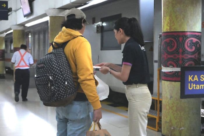 hari_buruh_ka_siantar_ekspres_tetap_beroperasi_normal