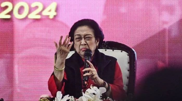 djarot_arus_bawah_pdip_masih_menghendaki_megawati_sebagai_ketua_umum
