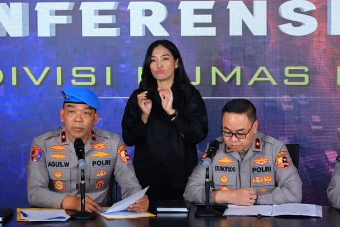 kasus_affan_kurniawan_7_anggota_brimob_diperiksa_2_terancam_ptdh