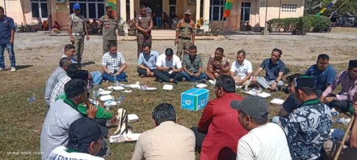 ketua_dprd_palas_jarang_balas_whatsapp_ini_alasannya
