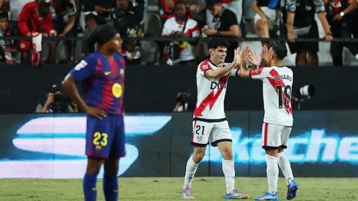 barcelona_ditahan_imbang_11_rayo_vallecano_di_la_liga_lamine_yamal_cetak_penalti_fran_prez_samakan_kedudukan