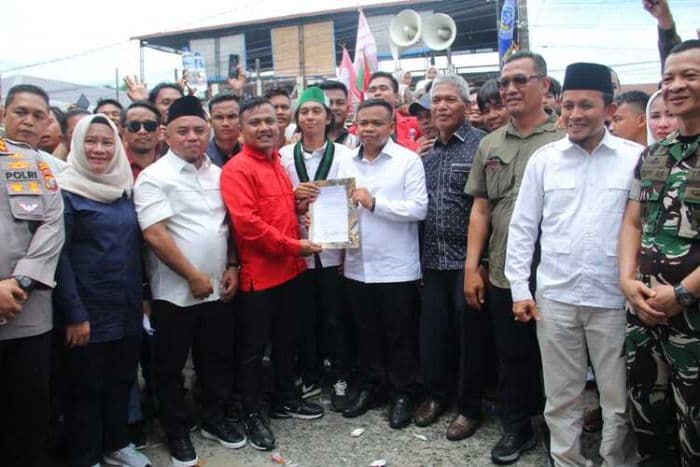 unjuk_rasa_mahasiswa_labuhanbatu_berjalan_damai_aspirasi_diterima_dprd