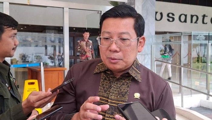 usul_bos_bapanas_soal_naikkan_harga_beras_bulog_tak_disetujui_