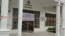 bersengketa_kantor_camat_di_tanjungbalai_disegel_ahli_waris_tapi_pelayanan_tetap_normal