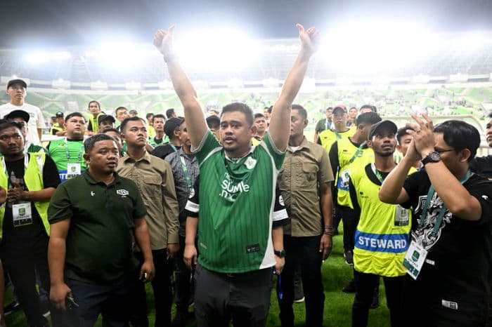bobby_nasution_beri_semangat_psms_medan_usai_kalah_dari_garudayaksa_fc_di_pegadaian_championship