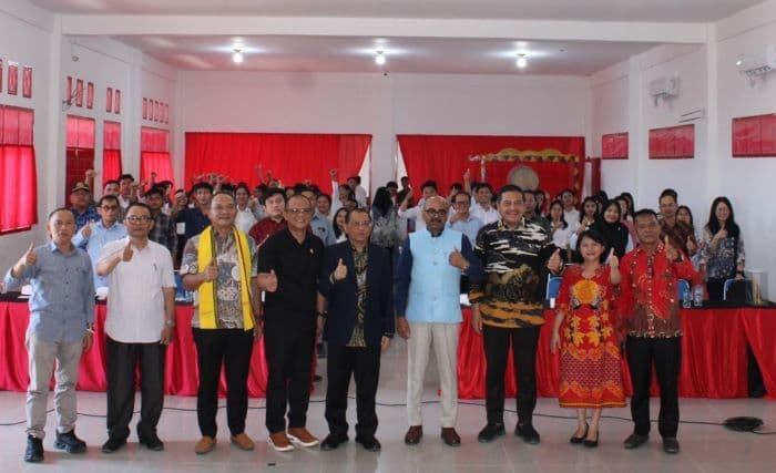 pendidikan_dan_ekonomi_jadi_fokus_kunjungan_konsul_jenderal_india_ke_nias