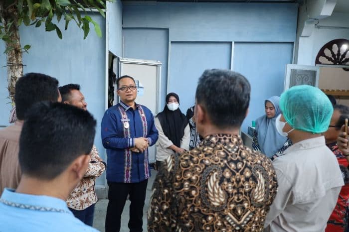 pastikan_kualitas_dan_keamanan_dapur_mbg_wakil_wali_kota_tanjungbalai_tinjau_sppg