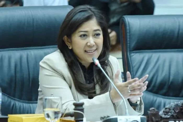 kemkomdigi_rencanakan_pembatasan_akses_medsos_berdasarkan_usia