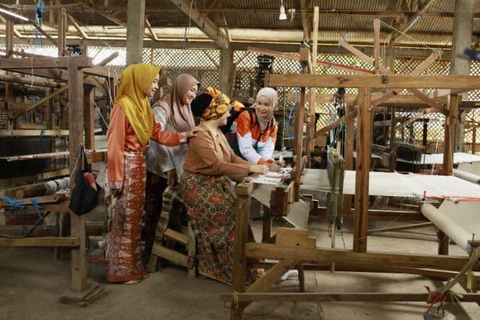 btpn_syariah_bukukan_laba_rp106_triliun_di_2024