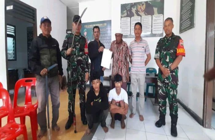dua_remaja_diamankan_tni_saat_tawuran_di_dua_lokasi
