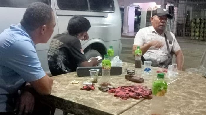 wanita_ini_ngaku_ditelantarkan_kades_di_deli_serdang