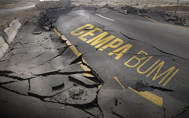 pangandaran_diguncang_gempa_m40
