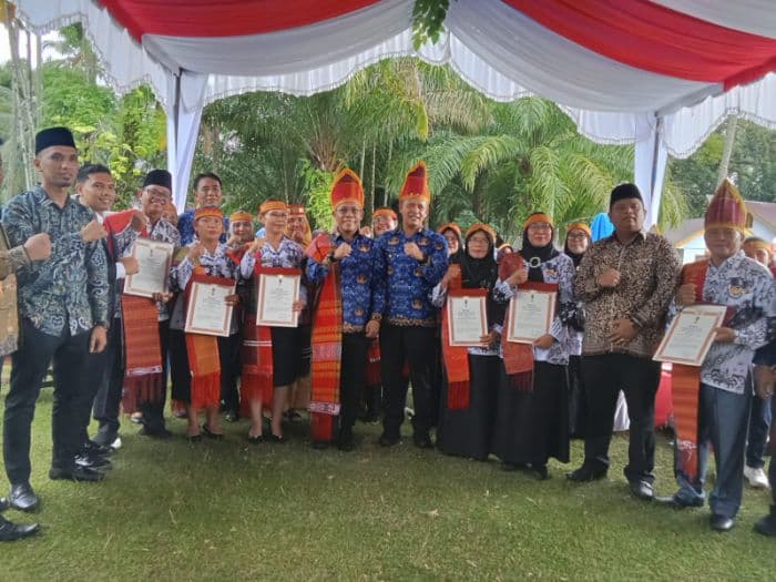 masinton_targetkan_tapteng_bebas_sekolah_rusak_dalam_tiga_tahun