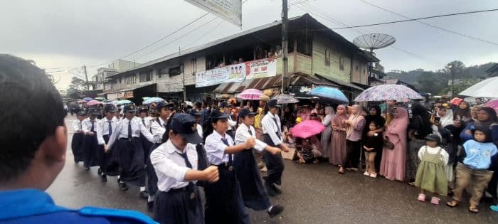 warga_nonmuslim_meriahkan_pawai_mtq_di_tapanuli_selatan
