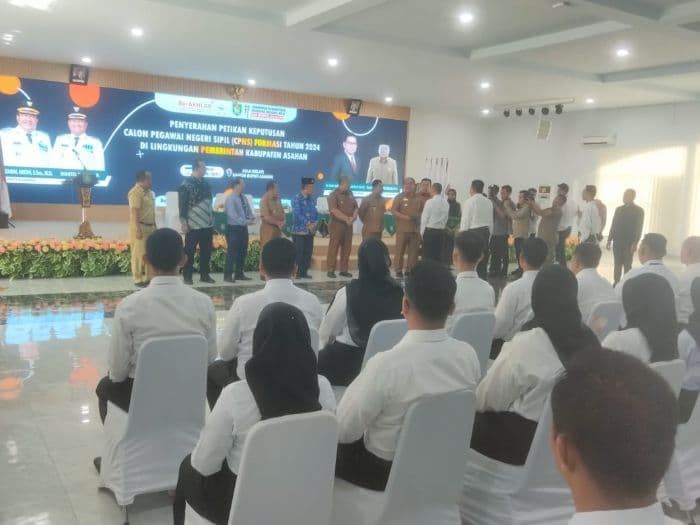 148_cpns_di_asahan_terima_sk