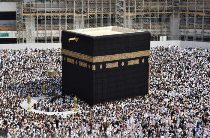 arab_saudi_turunkan_120_ambulans_siaga_24_jam_di_makkah