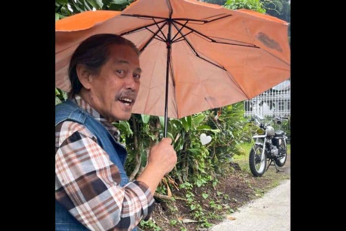acil_bimbo_wafat_maestro_musik_pop_indonesia_dimakamkan