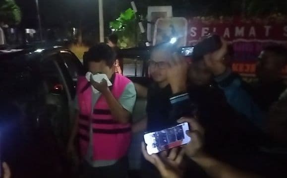 kasus_korupsi_kredit_pejabat_bri_kisaran_resmi_ditahan_kejaksaan_asahan