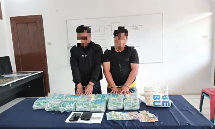 polisi_tangkap_dua_kurir_sabu_di_labura_13_bungkus_narkoba_diamankan