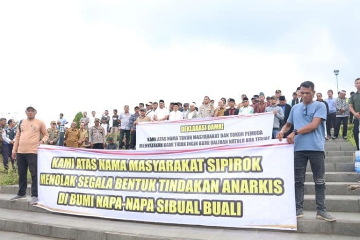 tokoh_tapsel_gelar_aksi_damai_tolak_tindakan_anarkis