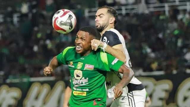persebaya_vs_persis_solo_perovic_samakan_skor_11_di_babak_pertama