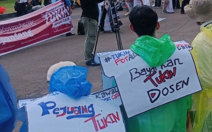 dosen_asn_kemdiktisaintek_tuntut_pencairan_tukin_tahun_20202024