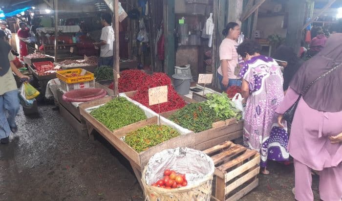 hari_ketiga_ramadan_harga_cabai_merah_di_siantar_melonjak_tajam
