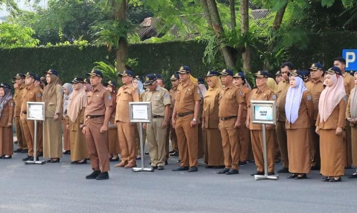 jaga_stabilitas_ekonomi_wali_kota_binjai_ajak_asn_dukung_swasembada_pangan