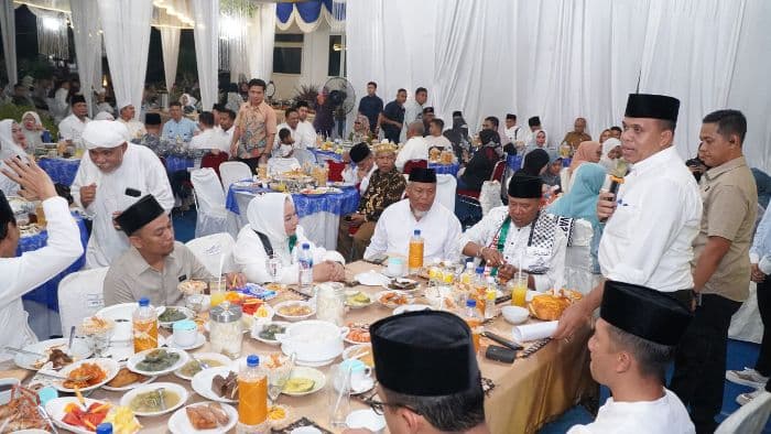 pemkab_langkat_gelar_buka_puasa_bersama_dan_lepas_tim_safari_ramadan