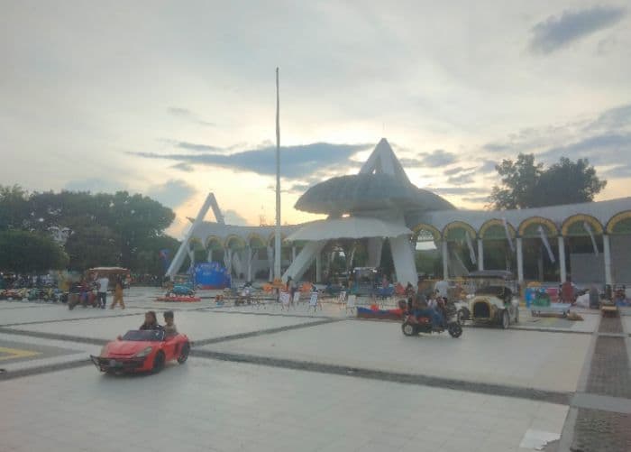 warga_ramai_ngabuburit_di_lapas_tanjung_balai