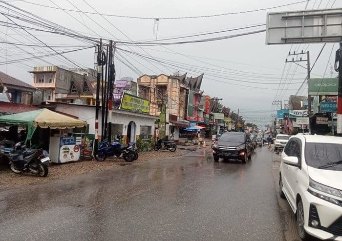 arus_lalu_lintas_selama_libur_lebaran_2025_tampak_lengang_di_jalinsum_toba