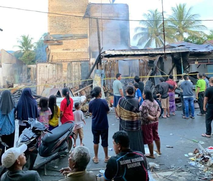 dua_orang_tewas_akibat_kebakaran_di_bahorok_langkat