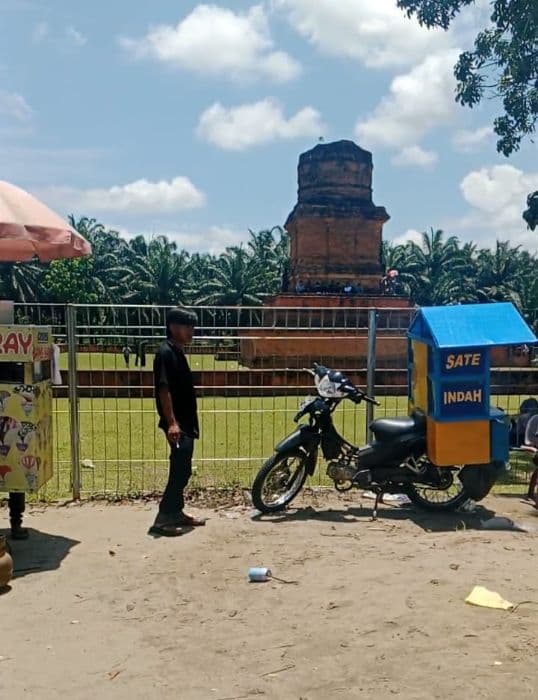 faktor_cuaca_pengunjung_candi_bahal_portibi_turun_drastis