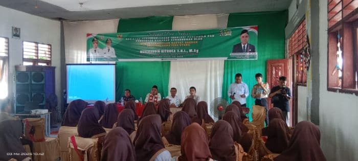 anggota_dprd_sumut_ajak_orang_tua_didik_anak_dengan_nilai_kebangsaan