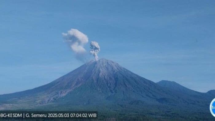 hari_ini_gunung_semeru_tiga_kali_erupsi_ini_rekomendasi_pvmbg